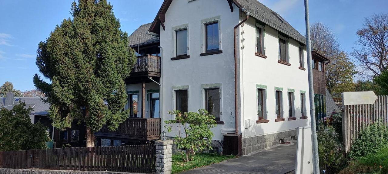 Familienfreundliche Ferienwohnung Erzgebirge Schneeberg  Exterior foto